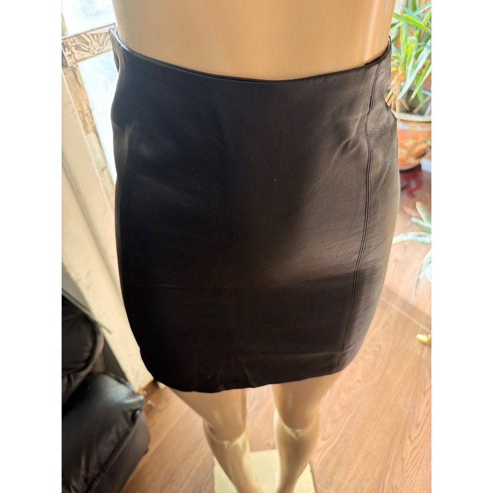 Primark Black Faux Leather‎ Mini Skirt High Waisted Back Zip Size US 4